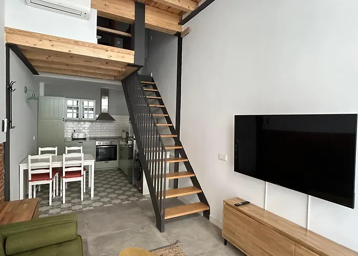 Stylish And Modern Loft In Centre