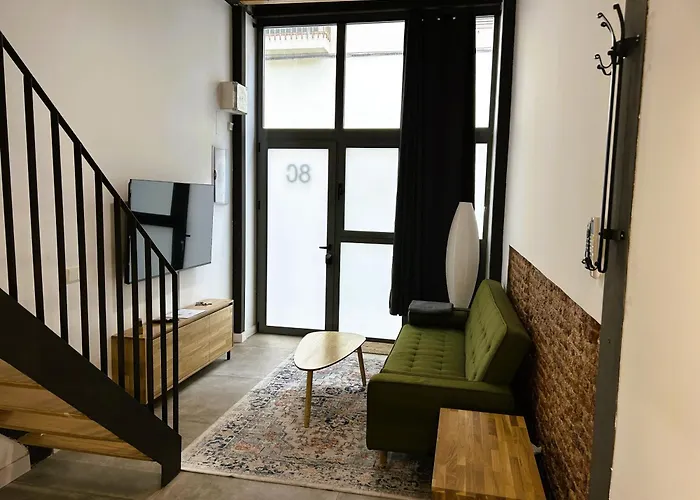 Stylish And Modern Loft In Centre